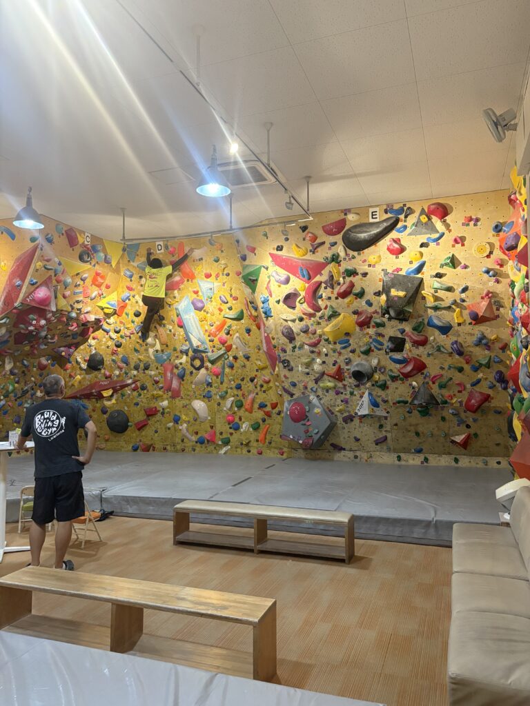 ボルダリングジム ラコンテントにて整体!!