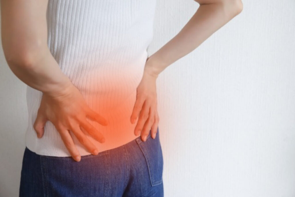 朝起きると腰が痛い　その理由と、今日からできるケア